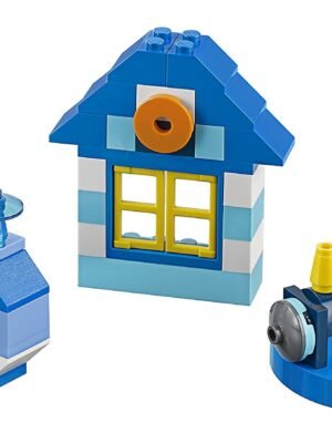 082-058_Lego_Classic_Blue_Creativity_Box4.jpg